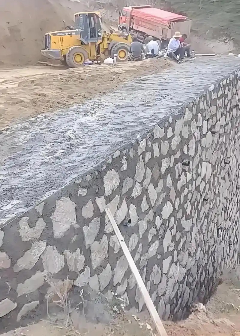 信阳息县边坡加固